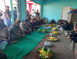 Babinsa Koramil 2205/Kalapanunggal,Hadiri Tradisi Sedekah Bumi Bersama Warga Desa Pulosari 