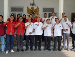 KABAG HUKUM SETDA MENERIMA BEM FAKULTAS HUKUM UMMI BAHAS PROGRAM BINA DESA