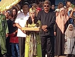 Kang Asep Japar menghadiri Seren Taun Akbar dan Gema Muharam 1446 Desa Pulosari Semarak dan Penuh Kemeriahan