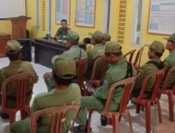 Anggota Linmas Dapatkan Pengarahan Dari Babinsa Koramil 2205/Kalapanuggal 