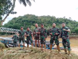 Korem 061/Suryakancana Siapkan Dapur Lapangan Sebagai Bentuk Ngaktip TNI AD Untuk Masyarakat Korban Bencana Alam Banjir Bandang di Kecamatan Cibitung Kabupaten Sukabumi.