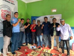 FORUM JURNALIS PERJAKA ONLINE .COM KALAPANUNGGAL DAN SEKALIGUS TERBENTUK NYA DEDI COBRA TERPILIH SEBAGAI KETUA