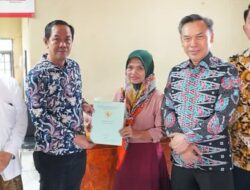 Penyerahan Sertifikat Program Ptsl Kepada Masyarakat Wujud Nyata Kehadiran Pemerintah