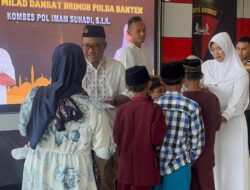 Dansat Brimob Polda Banten Santuni Anak Yatim Dalam Acara Buka Puasa Bersama
