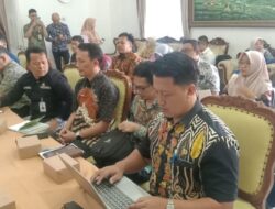 Dewan Perwakilan Rakyat Daerah (DPRD) Kabupaten Sukabumi melalui Panitia Khusus (Pansus) RPJMD yang diketuai oleh H. Deni Gunawan, S.IP menggelar rapat kerja dalam rangka pembahasan Rancangan Peraturan Daerah (Raperda) tentang Rencana Pembangunan Jangka Menengah Daerah (RPJMD) Kabupaten Sukabumi Tahun 2025–2029