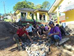 SATGAS TMMD KE-125 “GEBRAK” CISIREUM! JALAN MENUJU PAUD & PUSTU DIGEMPUR RAKYAT DAN TNI BERSATU