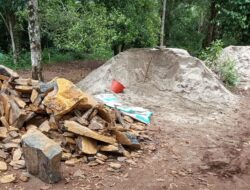 PROYEK SILUMAN TAK BERTUAN DI CIHARA DI DUGA MEMAKAI METRIAL PASIR LAUT TIDAK BERKUALITAS JELAS MELANGGAR