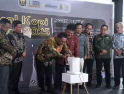 FESTIVAL KOPI SUKABUMI 2025″ BUPATI INTRUKSIKAN UNTUK MENGGUNAKAN KOPI LOKAL DI SETIAP ACARA